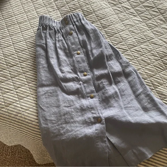 Not perfect linen skirt like new - Picture 1 of 5